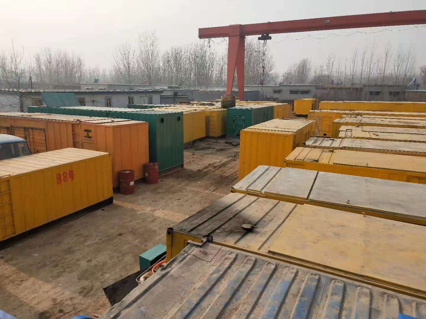 东兴租赁发电机-灰尘、风沙对柴油发电机组造成哪些不良影响？