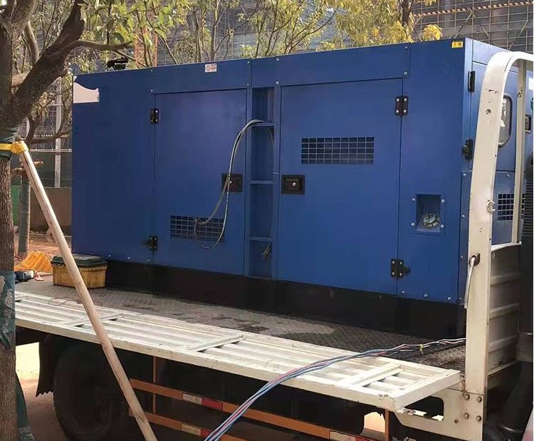 东兴柴油发电机组空气滤清器多久更换一次？