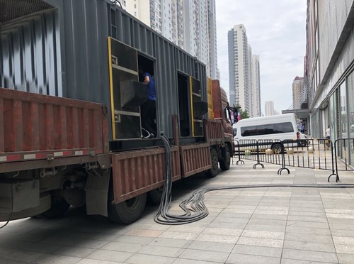 东兴低温环境下，柴油发电机组电池充满电的具体时间受哪些因素影响？