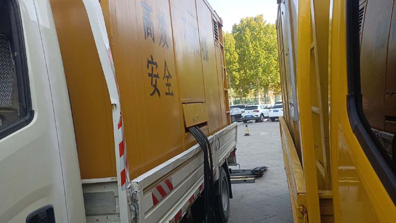 东兴如何判断柴油发电机组和UPS电源的切换时间是否符合要求？