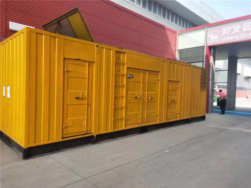 东兴国内外发电机组租赁合同在明确设备维护责任方面有哪些不同做法？